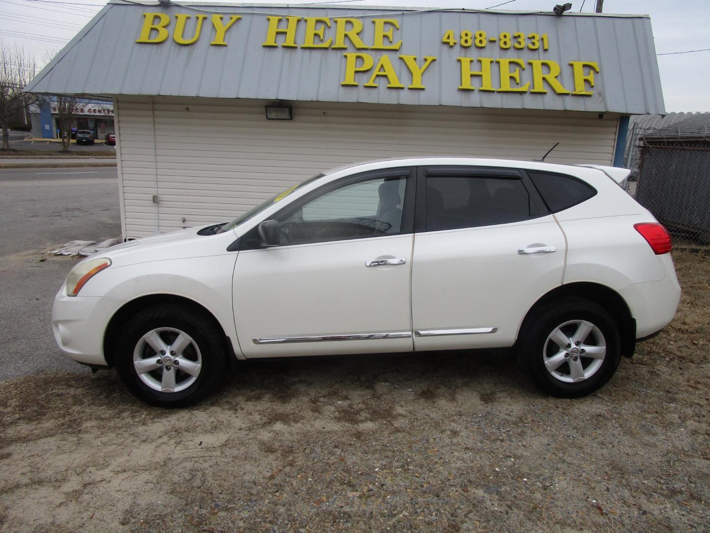 2012 White Nissan Rogue (JN8AS5MV4CW) , located at 2553 Airline Blvd, Portsmouth, VA, 23701, (757) 488-8331, 36.813889, -76.357597 - Down Payment: $599 Weekly Payment: $100 APR: 23.9% Repayment Terms: 42 Months ***CALL ELIZABETH SMITH - DIRECTOR OF MARKETING @ 757-488-8331 TO SCHEDULE YOUR APPOINTMENT TODAY AND GET PRE-APPROVED RIGHT OVER THE PHONE*** - Photo#0